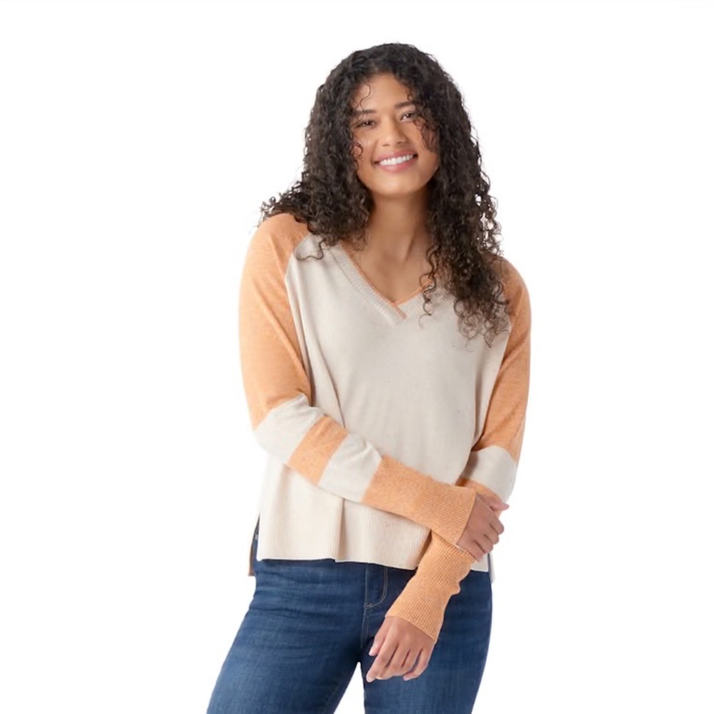 Smartwool Women's Edgewood V-Neck Sweater Cream Peach S